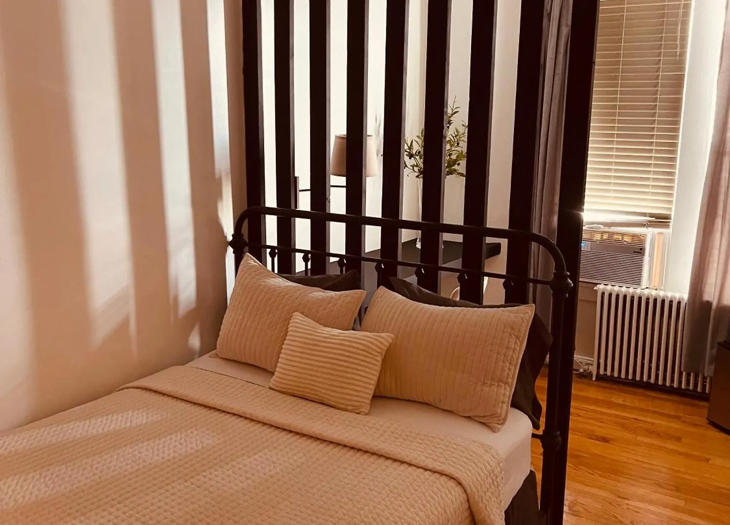 Private Rooms In Townhouse W 2 Baths Fq Beds 1-3Ppl Νέα Υόρκη